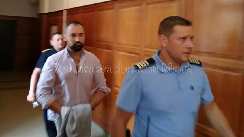 Răzvan Rentea, presupusul autor al triplei crime de la Apa, pledează în continuare nevinovat