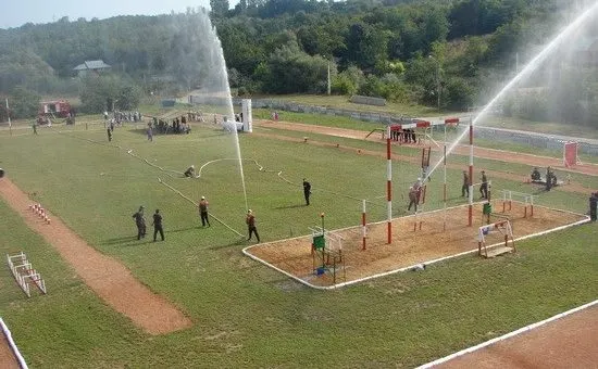 Cei mai buni pompieri din cinci județe se confruntă la Satu Mare