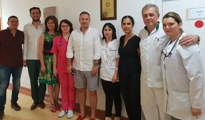 Donație | Secția Chirurgie Pediatrică a primit un defibrilator și un transiluminator venos