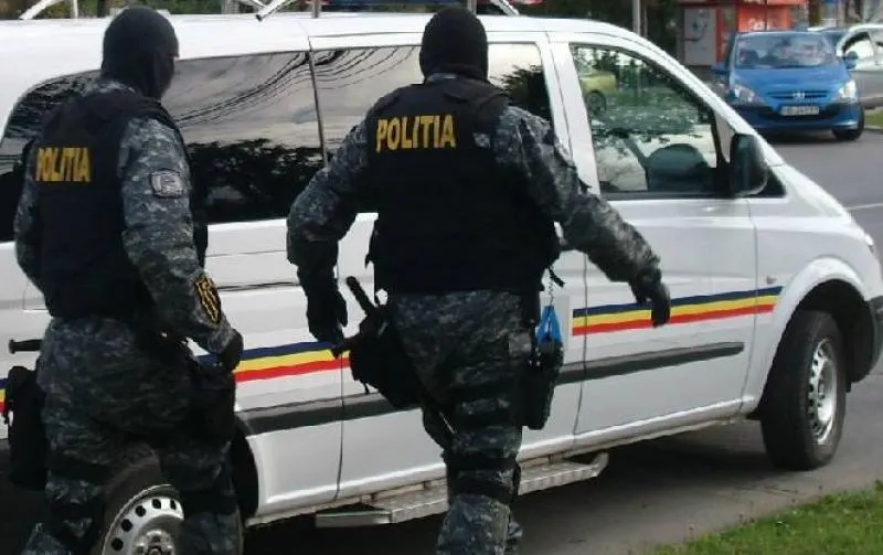 Percheziții într-un dosar de spălare de bani