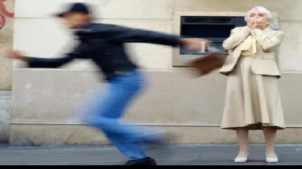 Bătrână tâlhărită pe o stradă din Satu Mare
