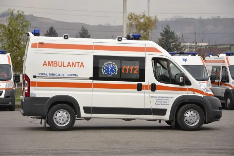 Un bărbat a decedat lângă un bar din municipiul Satu Mare