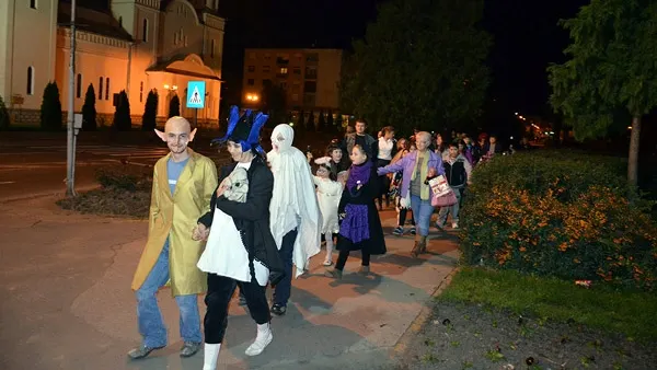 Halloween Party în aer liber pentru copiii din Carei