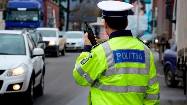 Un tânăr s-a ales cu dosar penal la doar 19 ani. A fost prins la volan fără permis