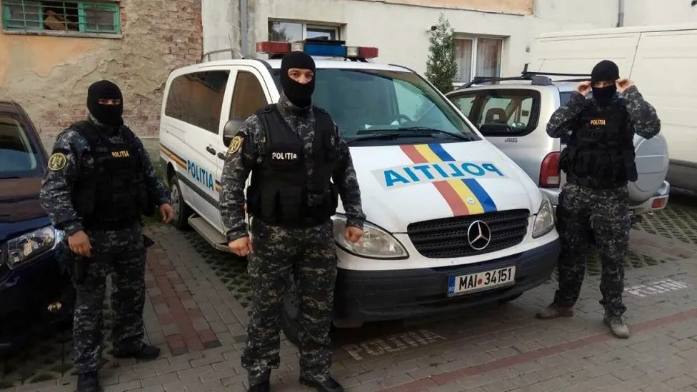Razie în Carei. Peste 350 de persoane, legitimate și amendate de polițiști