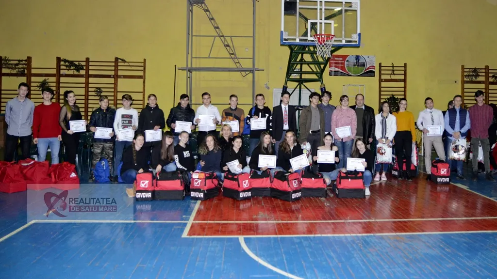 Sportivii anului, premiați de conducerea LPS Satu Mare