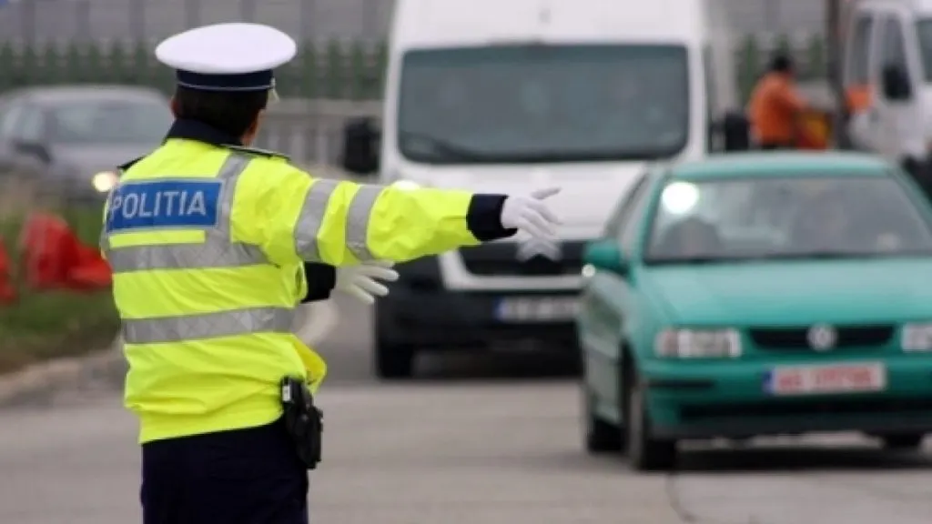 Băut şi fără permis, depistat în trafic