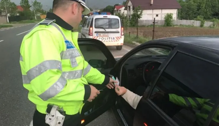 Şoferi vitezomani amendaţi de poliţiştii sătmăreni