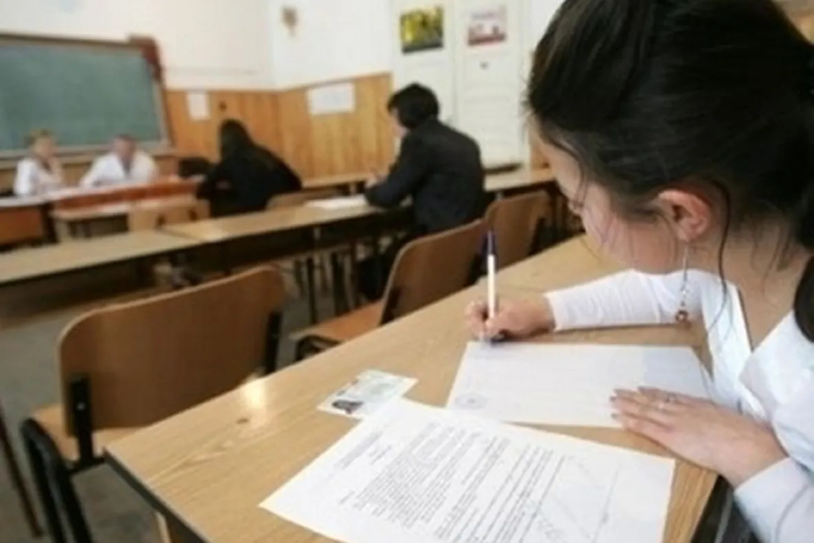 Peste 950 de elevi au susținut simularea probei scrise la Limba și literatura maternă