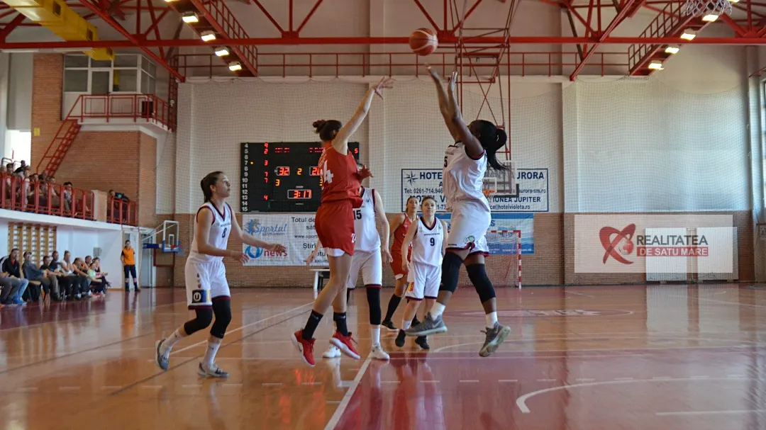 Baschet | Victorie pentru CSM Satu Mare și în jocul doi al play-off-ului