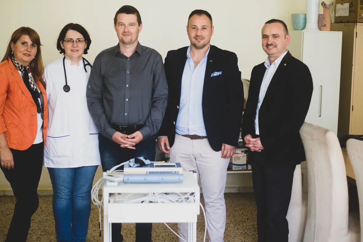 Un artist sătmărean a donat aparatură medicală pentru Spitalul Județean de Urgență