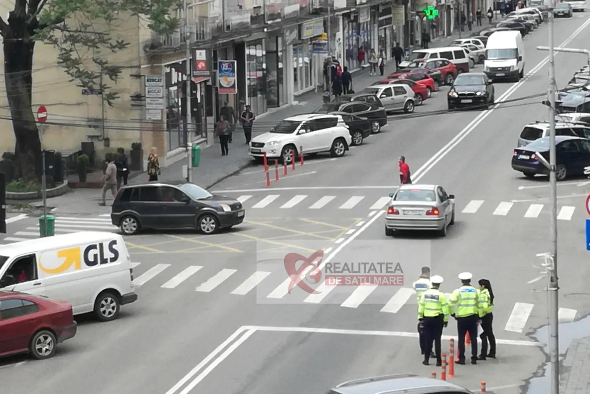 Femeie călcată pe o trecere de pietoni din centrul municipiului
