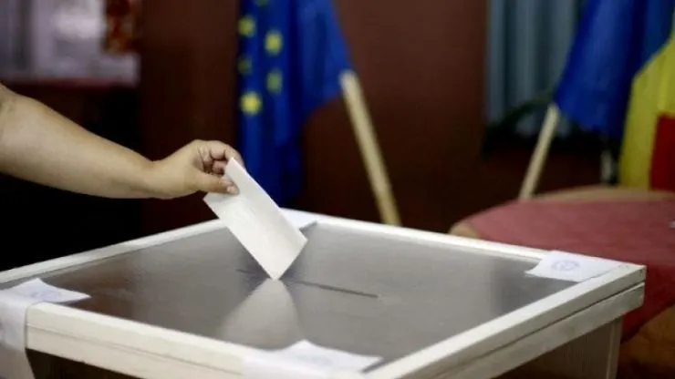 Deținuții au votat cu urna mobilă în Arestul Poliției Satu Mare