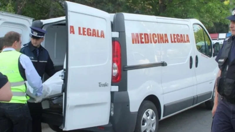 Bătrână găsită decedată în propria locuință! Au intervenit pompierii