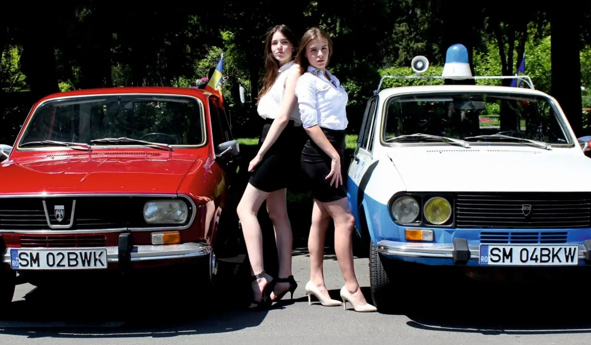 Parada automobilelor de epocă, în weekend, la Satu Mare. Luni, automobilele vor porni în turul României