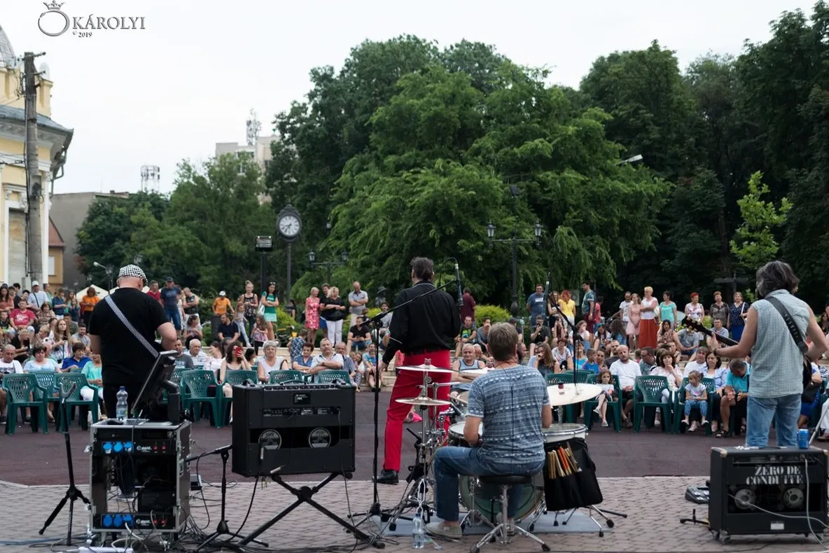 Summer Sound Sessions a debutat la Carei cu un concert susținut de formația Rollscream din Satu Mare
