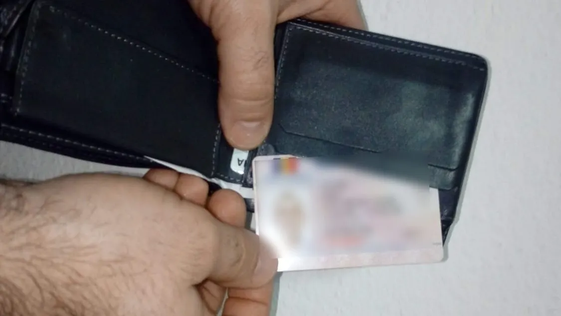Sătmărean cercetat de poliţiştii bihoreni, după ce a prezentat un permis de conducere fals