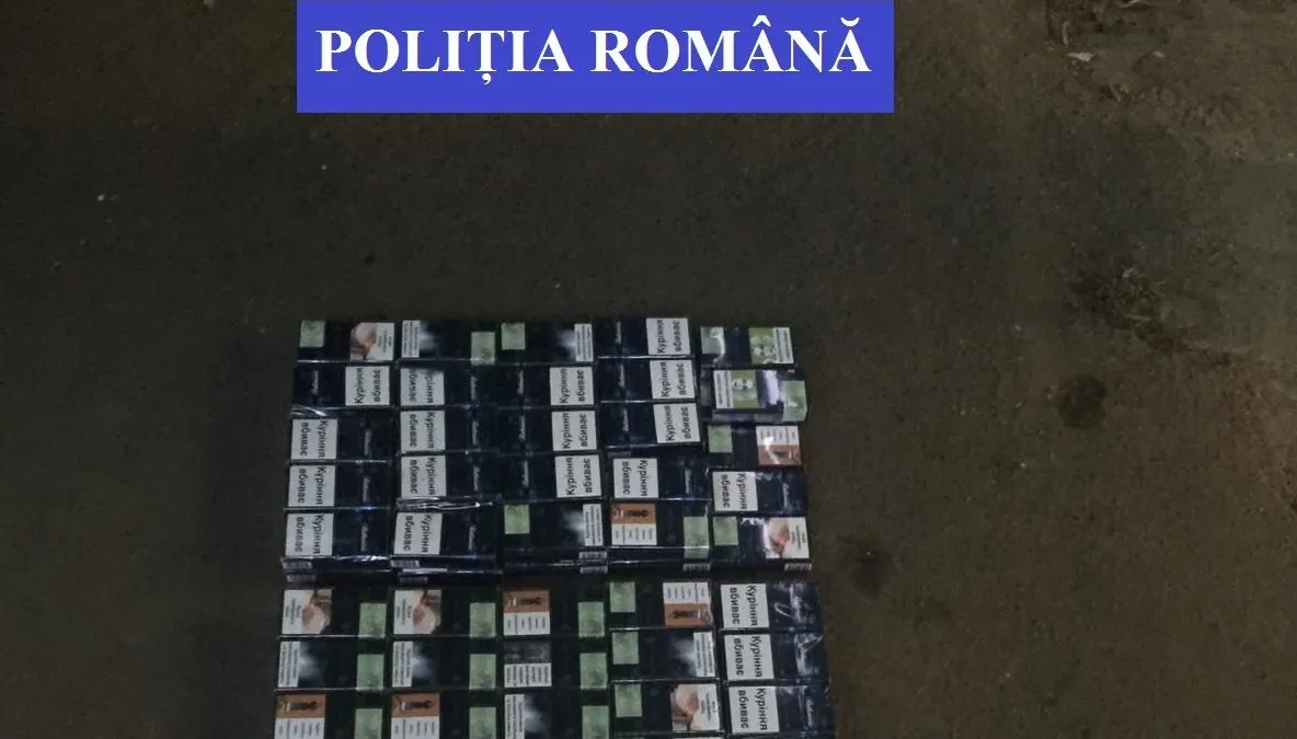 Țigări de contrabandă ascunse în portiere și în plafon