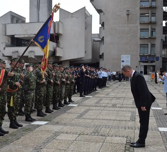 La Satu Mare s-a păstrat un moment de reculegere pentru Alexandra și Luiza, de Ziua Imnului Național
