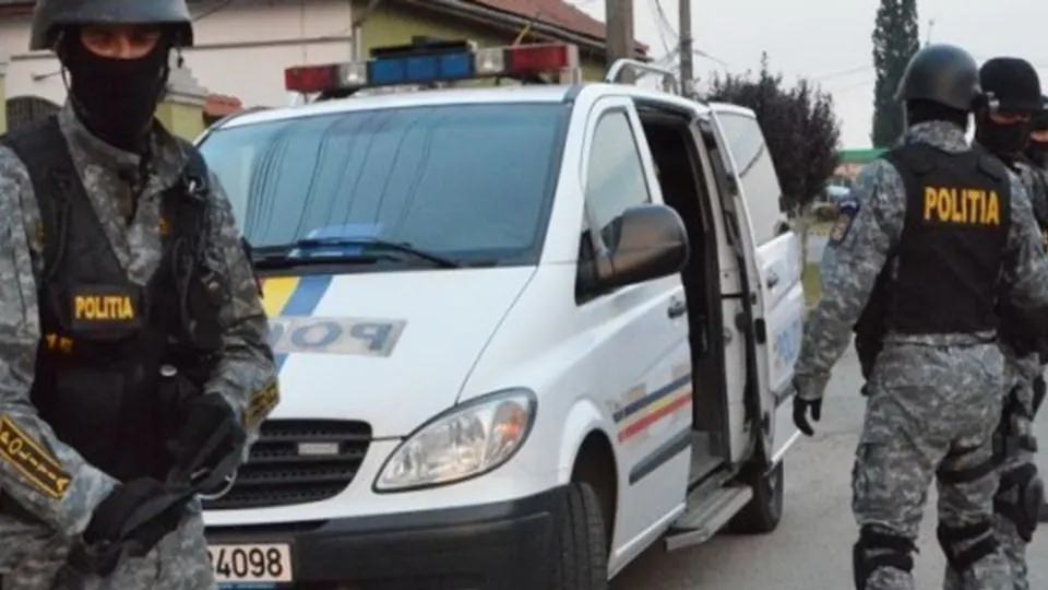Descinderi ale polițiștilor în magazinele și barurile din județul Satu Mare