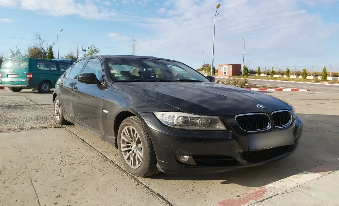 BMW X6 căutat de autoritățile din Italia, depistat în vama Petea