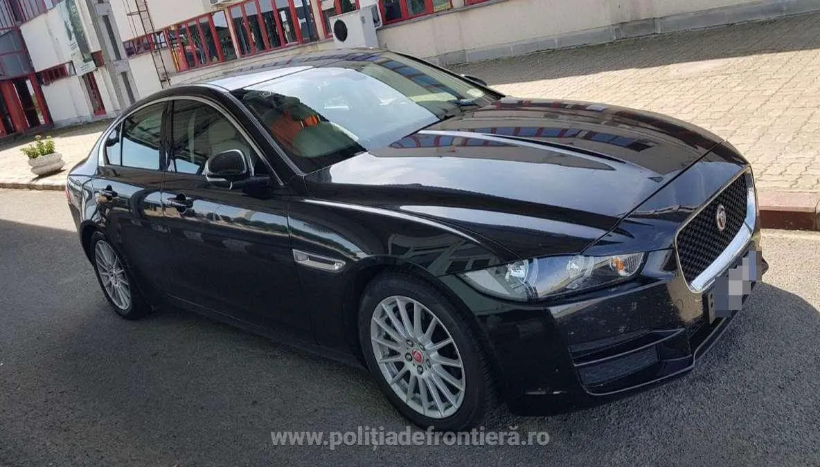Numărul autovehiculelor furate, în creştere cu peste 40% în luna august. Vama Petea, în topul clasamentului făcut de Poliția de Frontieră