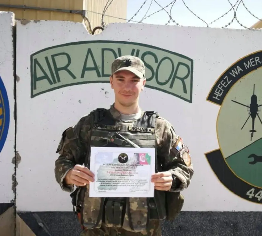 Mesajul ministrului Gabriel Leș pentru militarul sătmărean aflat în misiune în Afganistan