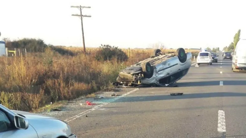 Accident cu trei răniți, în județ