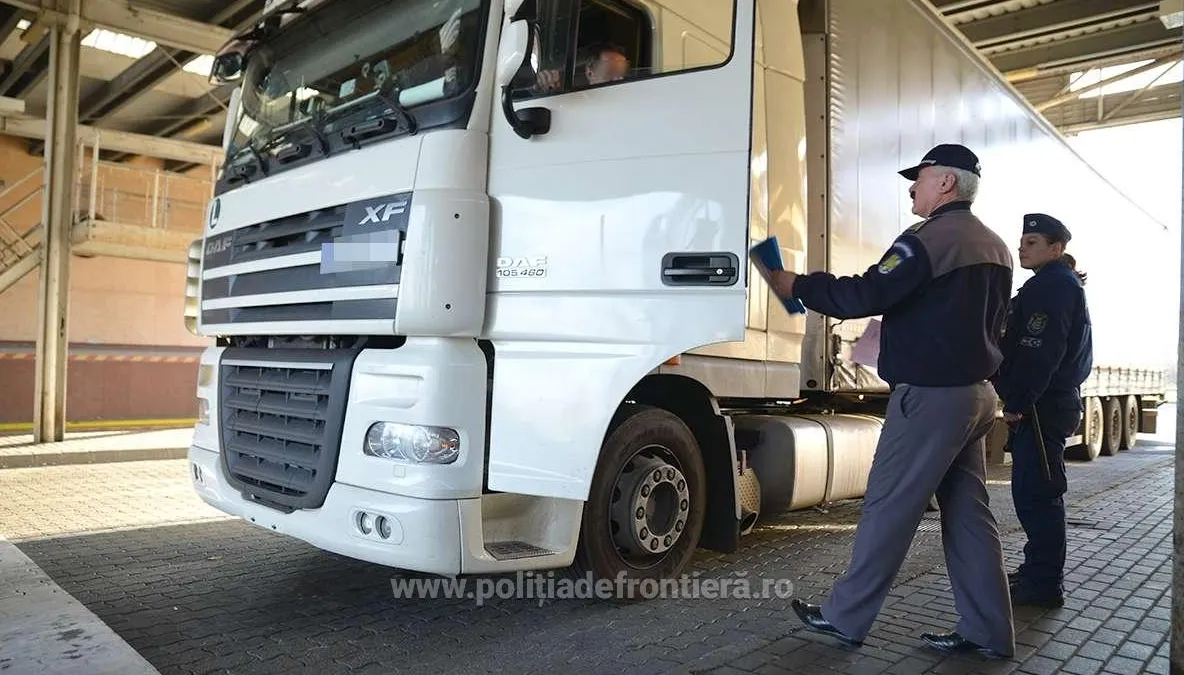 Aglomerație în vama Petea. Este cod roșu la frontiera cu Ungaria