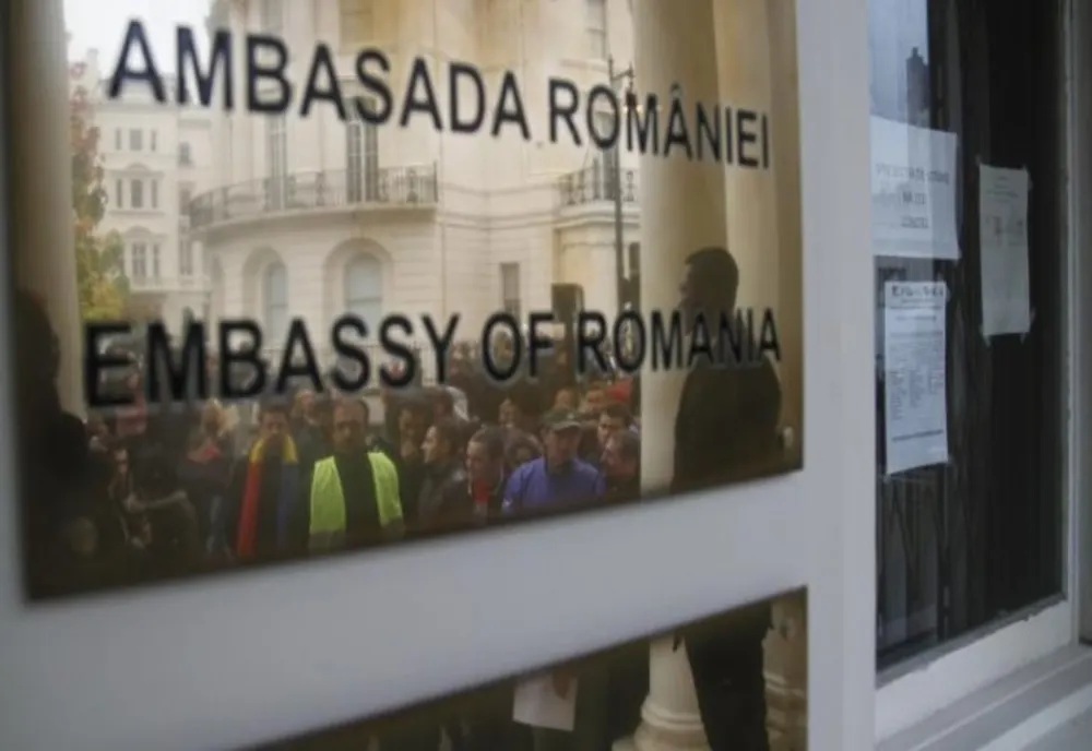 A doua zi de vot în străinătate s-a încheiat în 15 ţări. TOP 10 cei mai conștiincioși români