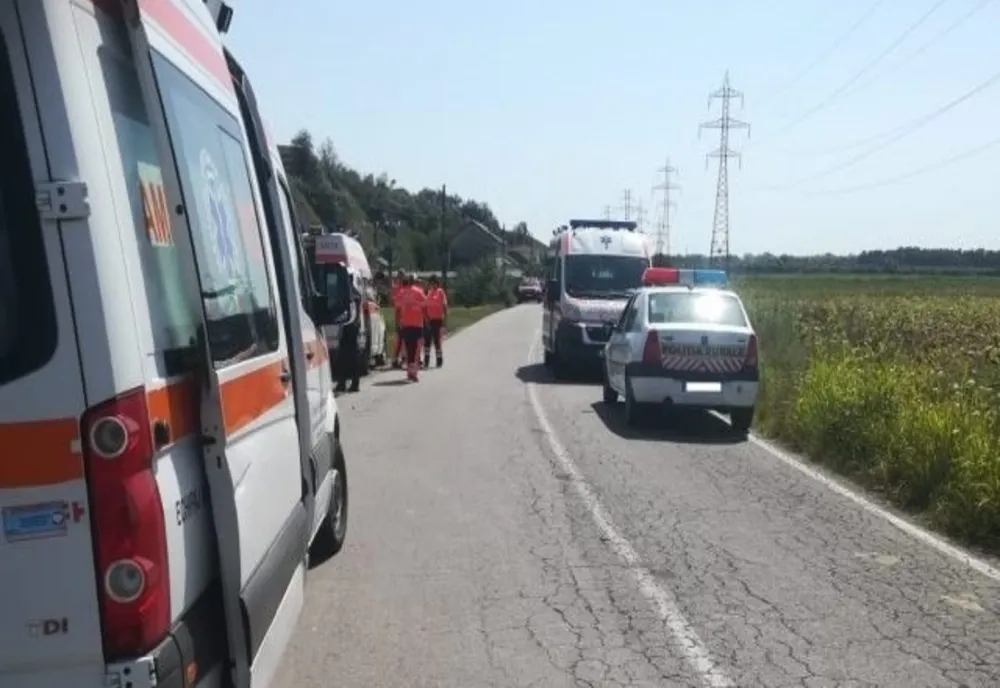 Două persoane rănite într-un accident produs pe DN 19A