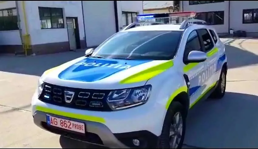 Mașini noi pentru polițiști: Mai bine ați fi cumpărat direct niște sicrie