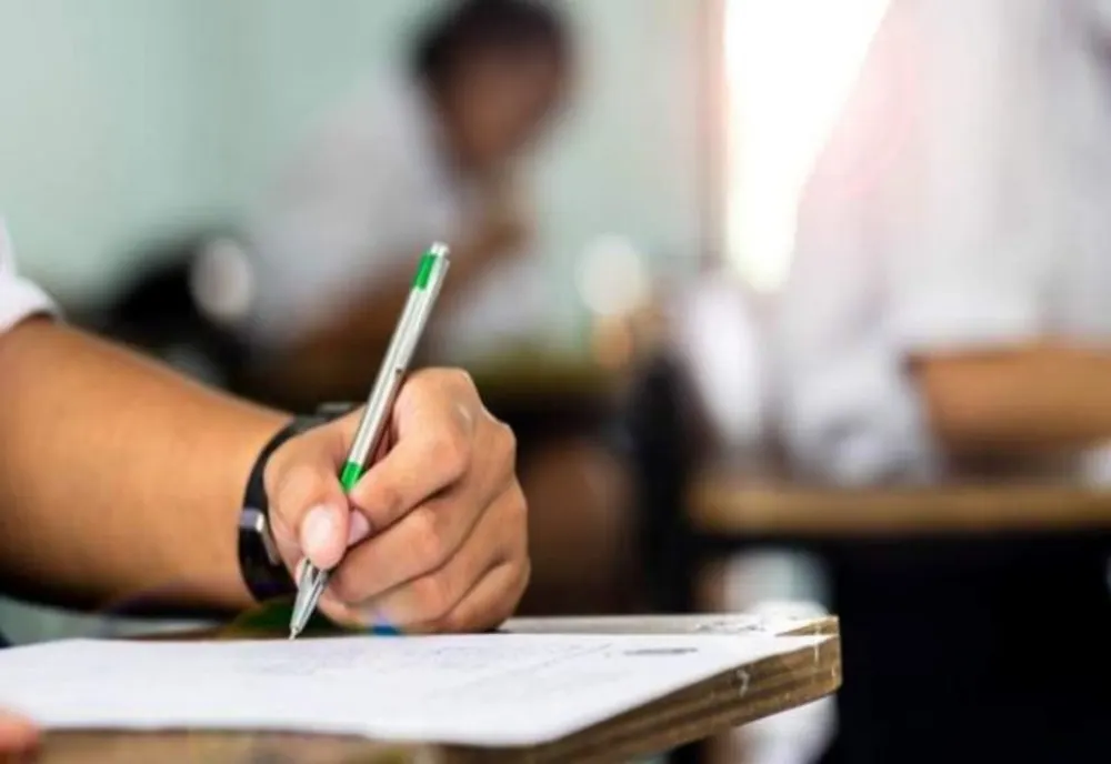 Evaluarea Națională | Peste 2.300 de elevi sătmăreni au susținut proba scrisă la matematică