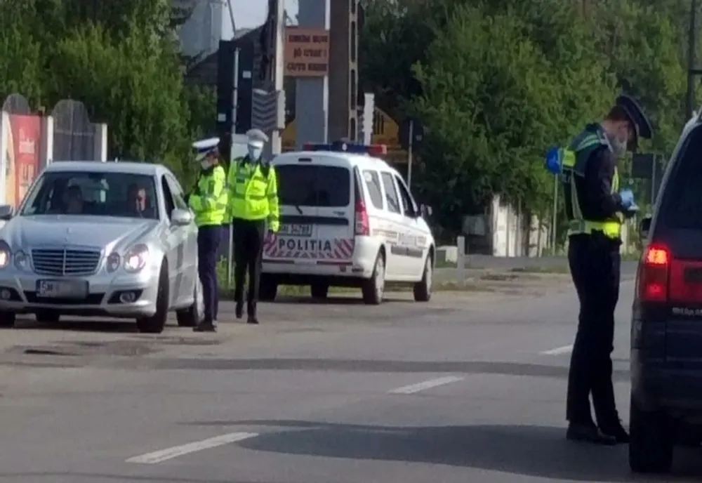 Patru persoane care nu au respectat măsura de izolare la domiciliu, plasate în carantină