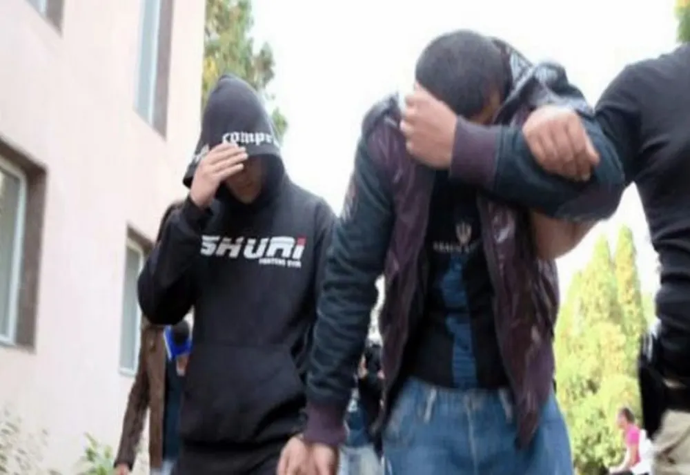 Careian bătut crunt de doi tineri, dintre care unul minor
