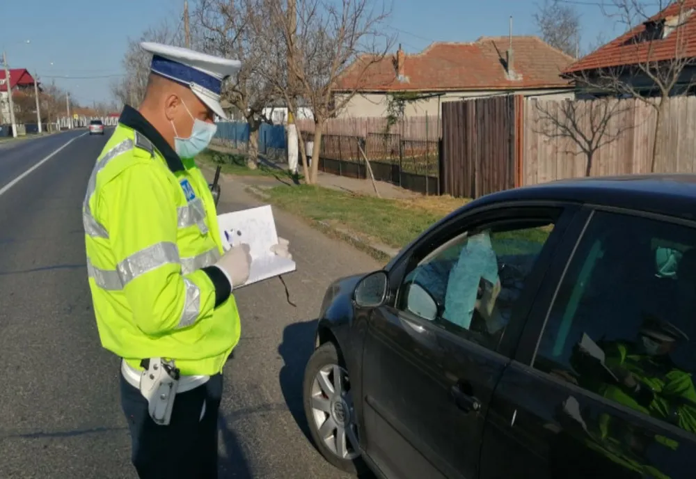 Arădean cu permis de conducere fals prins de poliţiştii din Satu Mare