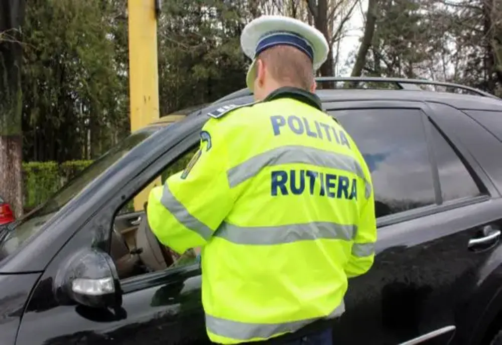 Amenzi de câteva zeci de mii de lei și 20 de șoferi lăsați fără permise de polițiștii sătmăreni, într-o singură zi