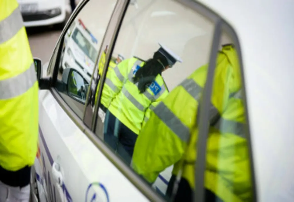 Aproape 300 de amenzi aplicate de poliţiştii sătmăreni, într-o singură zi