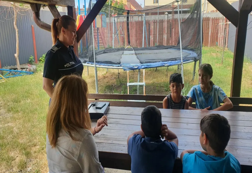 Activități preventive în Casele de tip familial ,,Speranța” și ,,Violeta” Carei