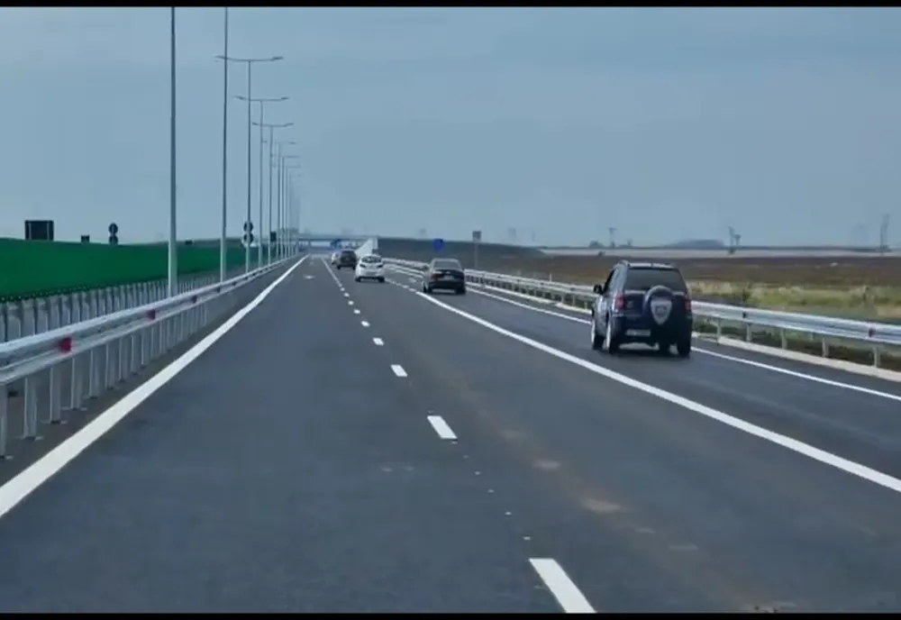 Scandal pe centura municipiului Satu Mare! Oamenii au mutat parapeții pentru a circula