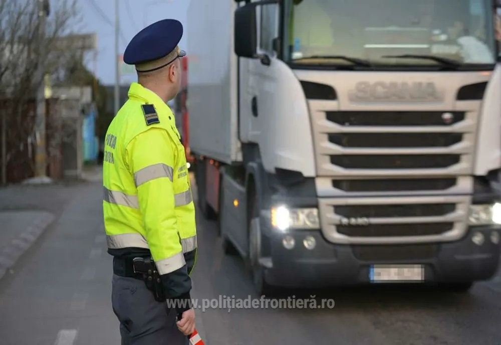 Două călăuze și doi egipteni opriți din drumul ilegal spre Spațiul Schengen