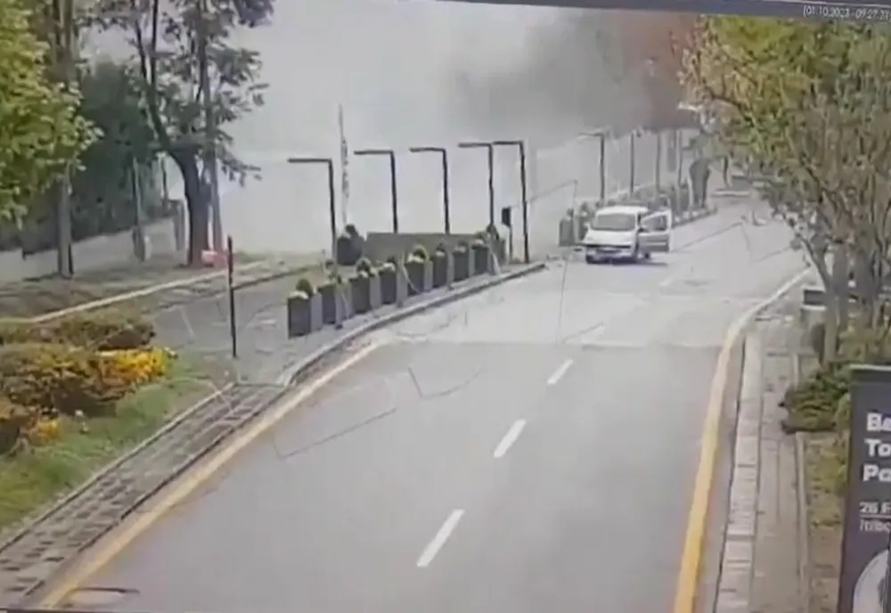Atac terorist în Turcia, doi polițiști răniți / Atentatul sinucigaș a fost revendicat de PKK - VIDEO