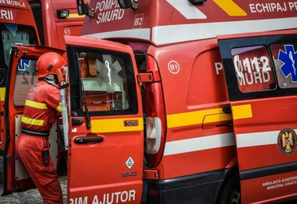 MUNCITORI SURPRINȘI DE UN MAL DE PĂMÂNT