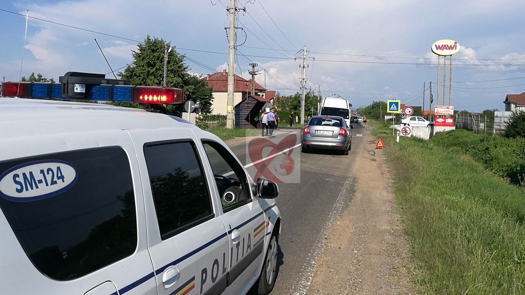 Șapte persoane, printre care un copil, implicate într-un accident rutier în Odoreu
