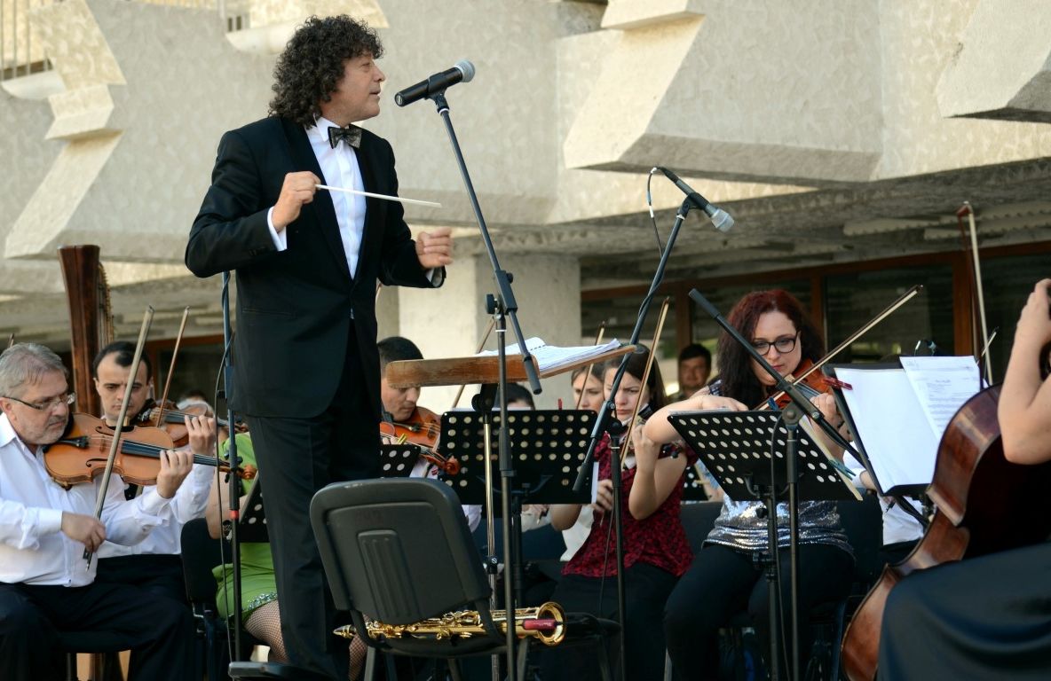 Filarmonica ”Dinu Lipatti” oferă un concert în aer liber în centrul municipiului Satu Mare