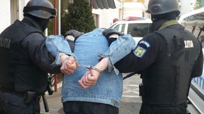 Condamnat pentru înșelăciune, prins și încarcerat în Penitenciar