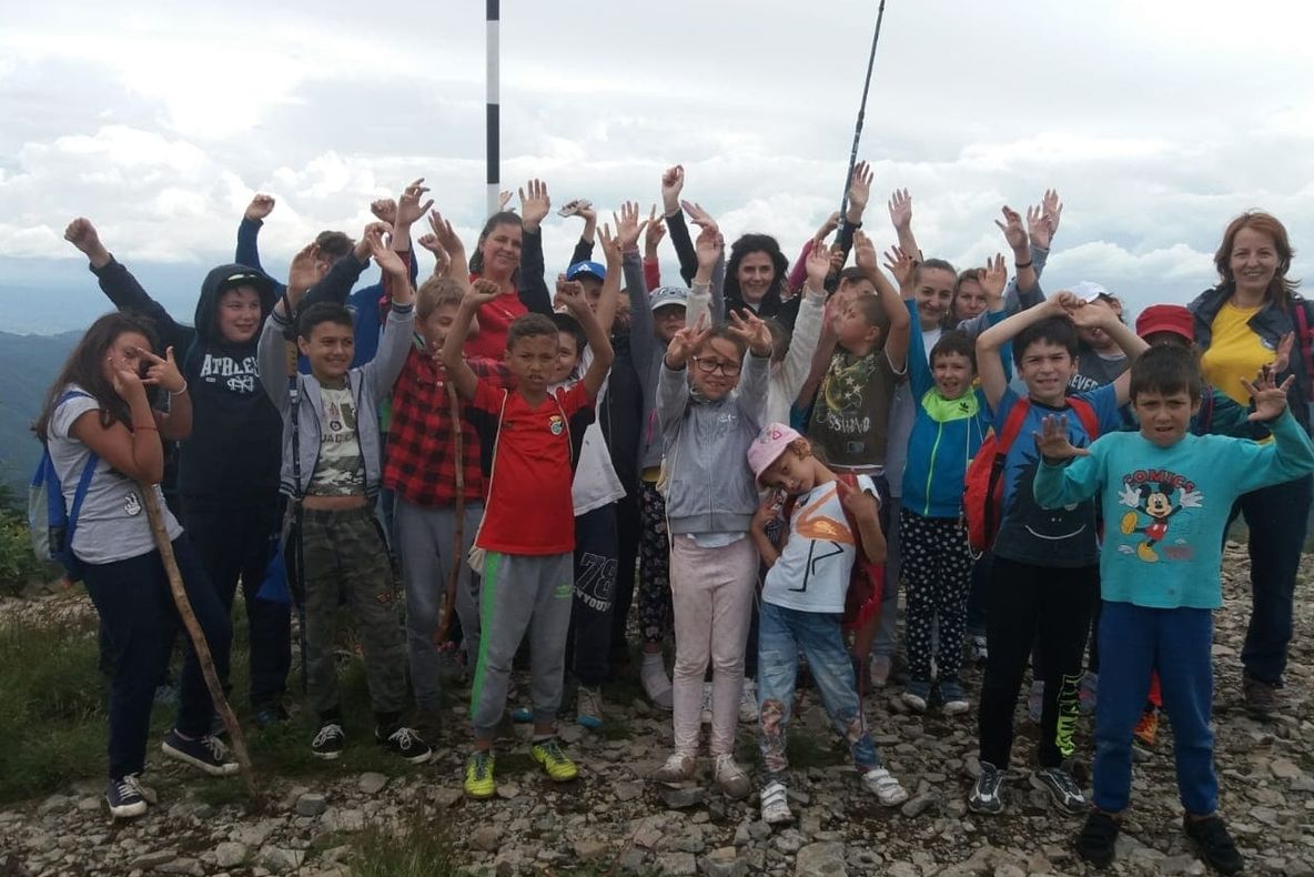 Copiii de la Centrul Alter Ego au cucerit Vârful Pietroasa