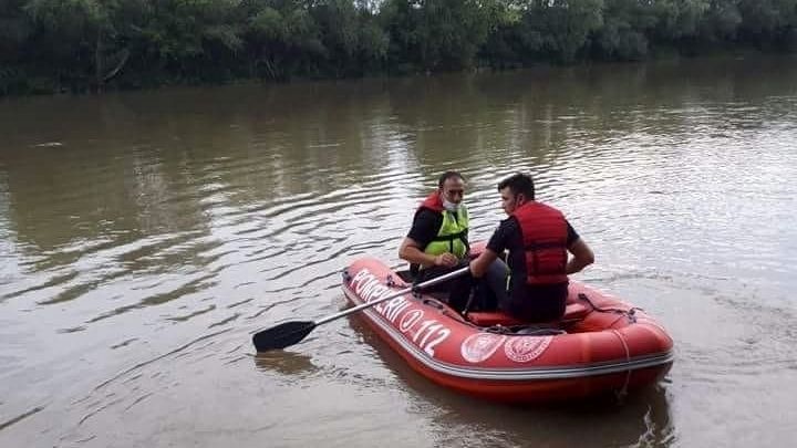 Cadavru găsit pe râul Someş, în zona Dara
