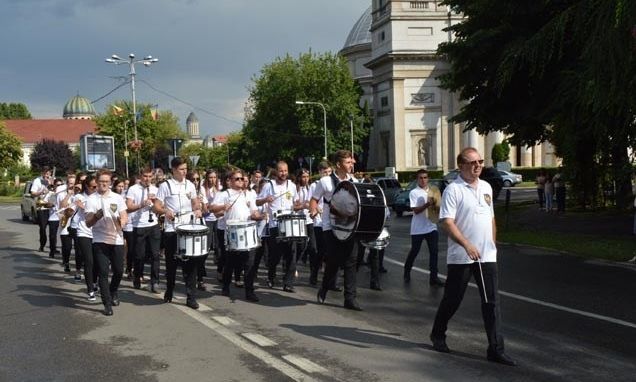 Invitați din România și Serbia sosesc la Satu Mare, la Festivalul Internațional al Fanfarelor