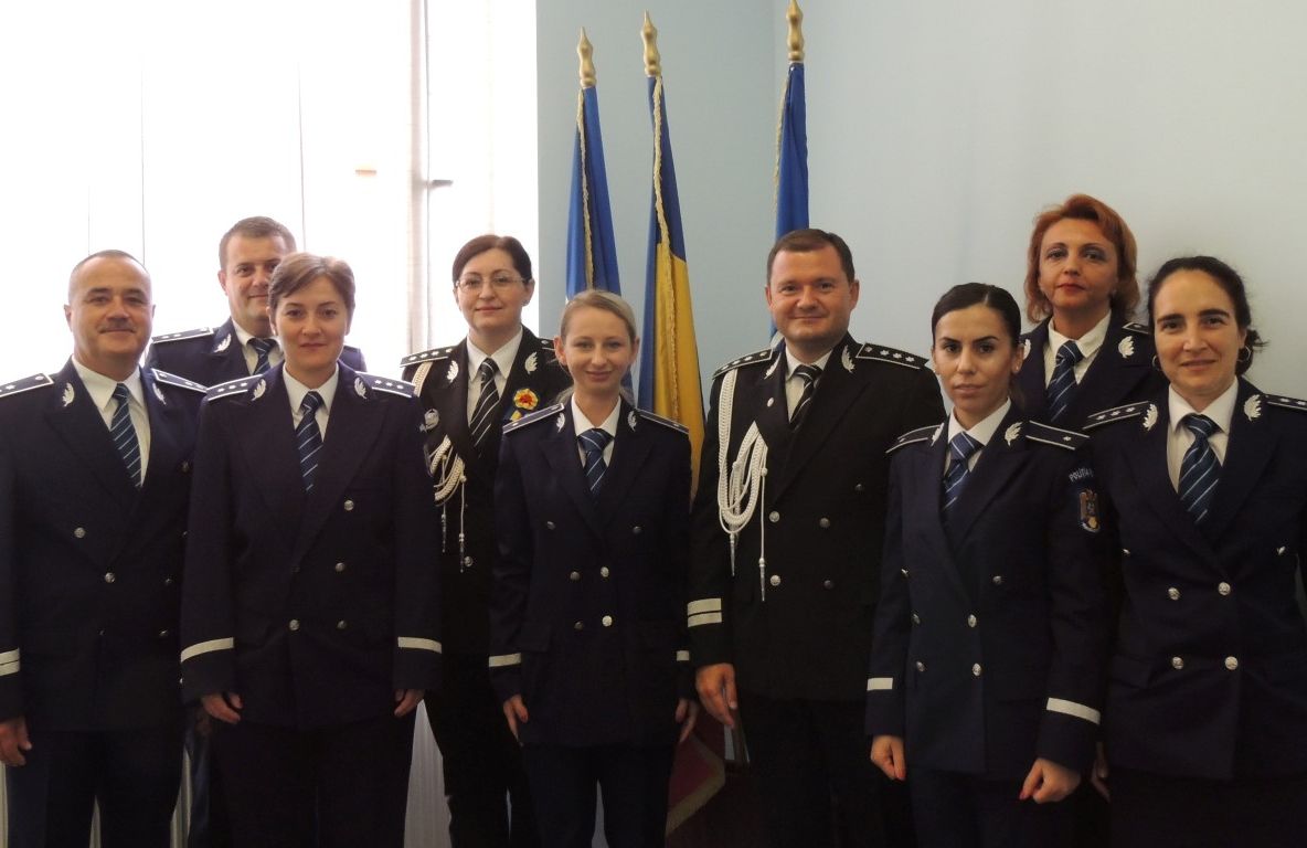 Cei mai noi polițiști sătmăreni au depus azi jurământul